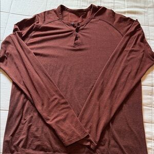 lululemon athletica Men's post practice Long-Sleeve Henley - Rust Brown